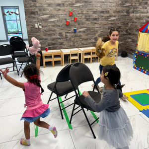 Dancing-Game---Arabic-Summer-Camp--Toronto-(1)